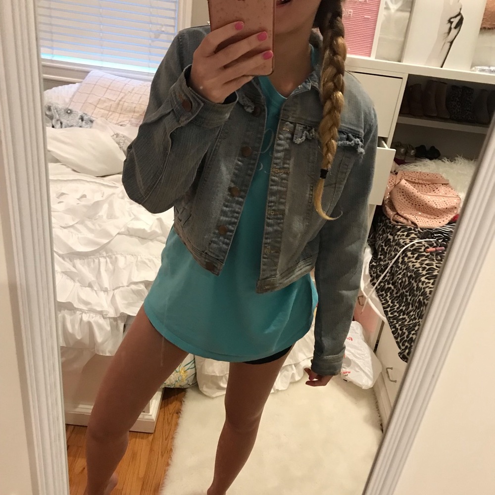 Ruffle detail jean jacket